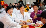 Bữa cơm tất niên đầm ấm của các bệnh nhân